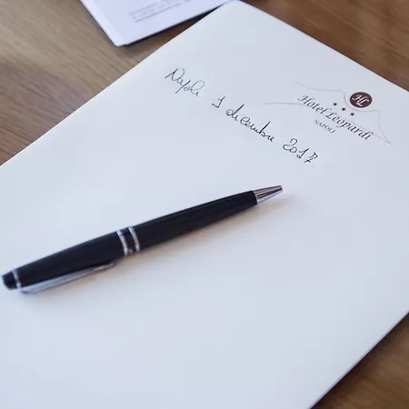 莱奥帕尔迪酒店 那不勒斯