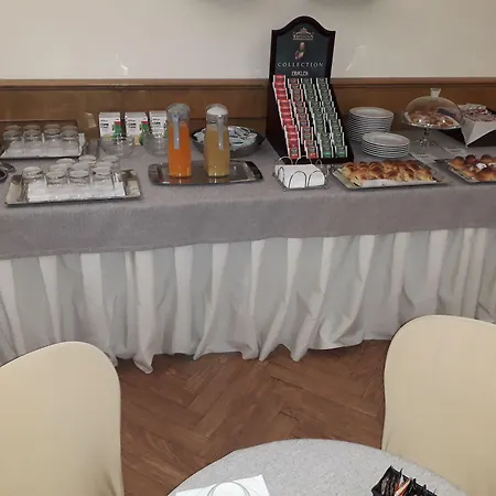 酒店 莱奥帕尔迪酒店 那不勒斯