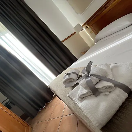 莱奥帕尔迪酒店