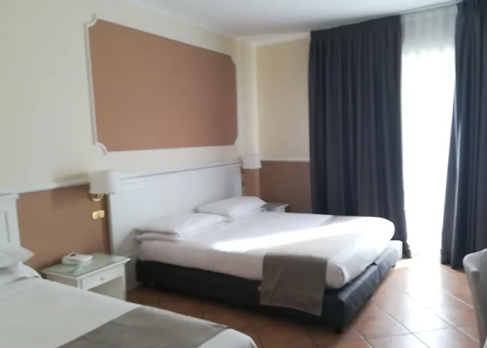 Hotel Leopardi Napoli