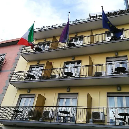 Otel Leopardi Napoli