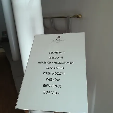 Leopardi 3*
