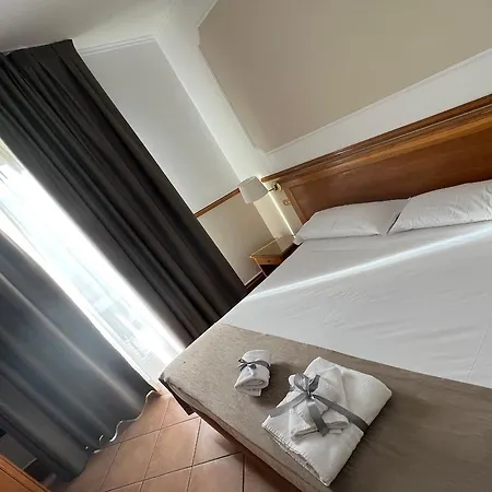 Leopardi 3* Napoli
