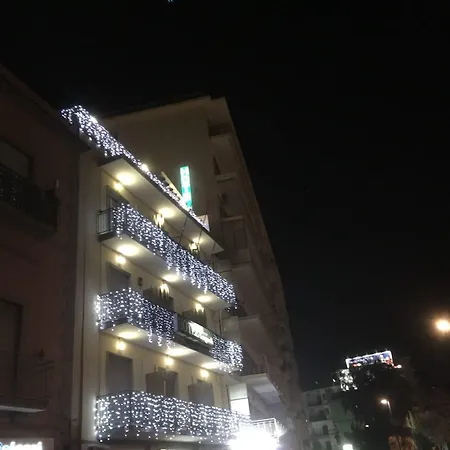 Leopardi Hotel Neapel
