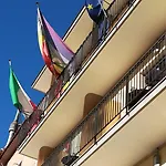Leopardi ホテル
