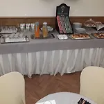 ホテル Leopardi ナポリ