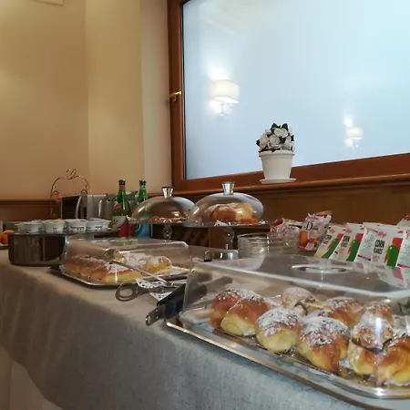 Hotel Leopardi