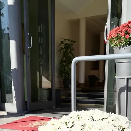 Leopardi Hotel