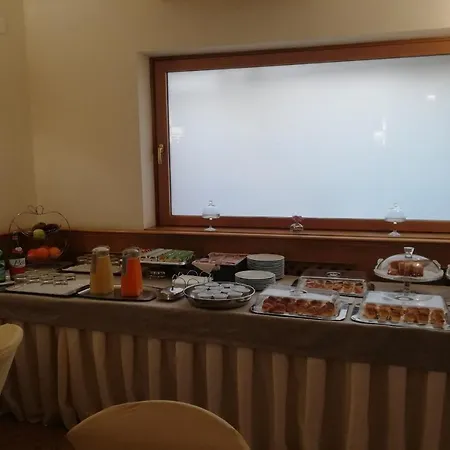 Leopardi 3* Naples