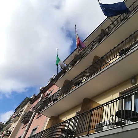 Leopardi ホテル
