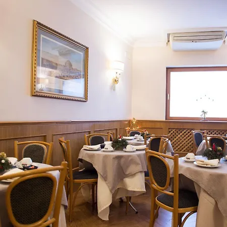 Hotel Leopardi