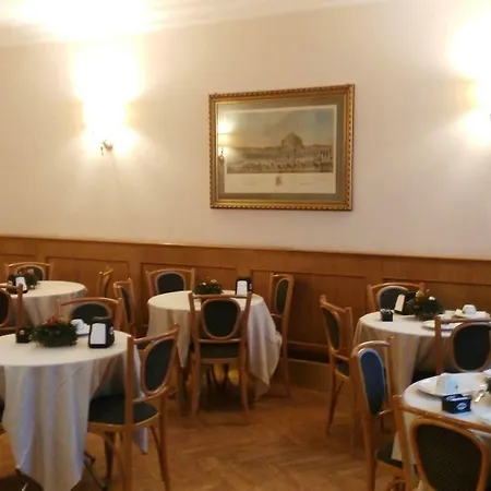 Hotel Leopardi 3*