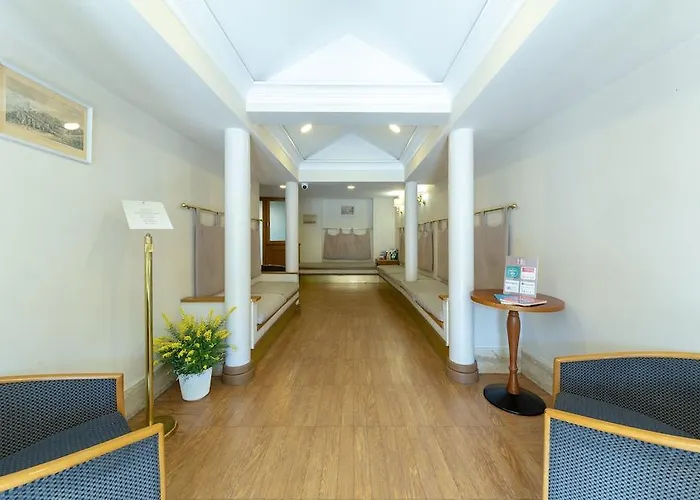 Leopardi ホテル 3*